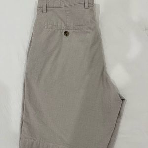 Banana Republic khaki and white gingham shorts. Size 34. EUC